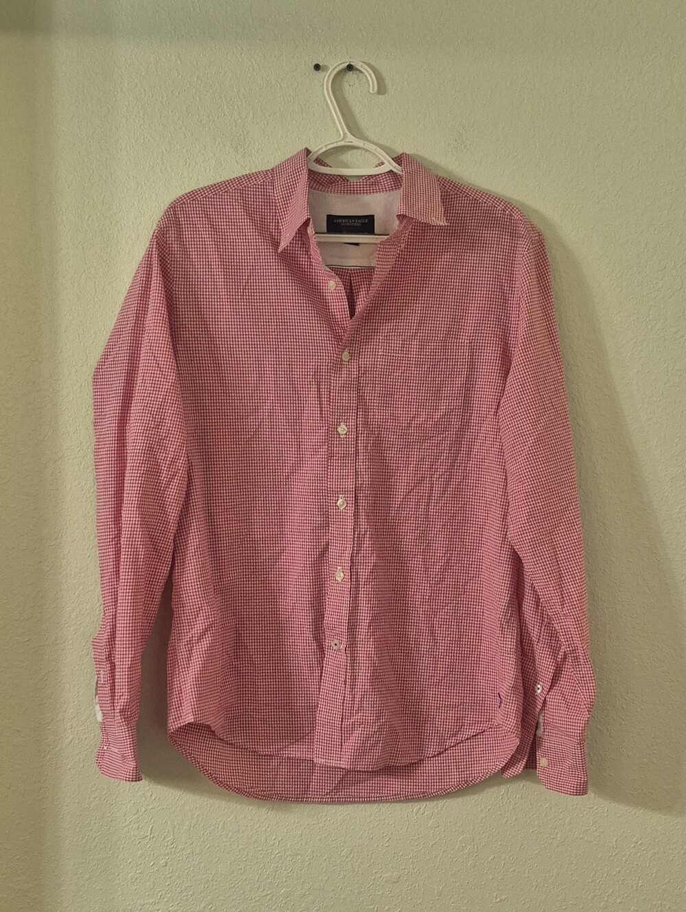 American Eagle Outfitters Men's Pink Micro-Gingham Button-Down Shirt